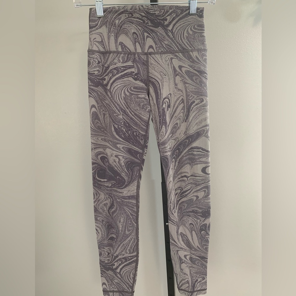 Athleta Chic Plum and Lilac Leggings
